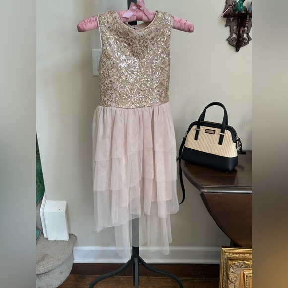 Zunie Sparkling Sequin Dress in champagne - Picture 1 of 3